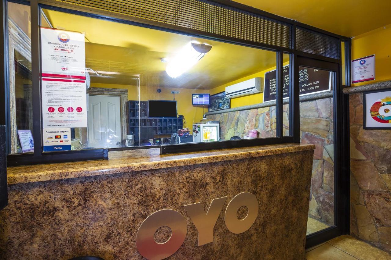 Oyo Hotel San Gilberto Эрмосильо Экстерьер фото