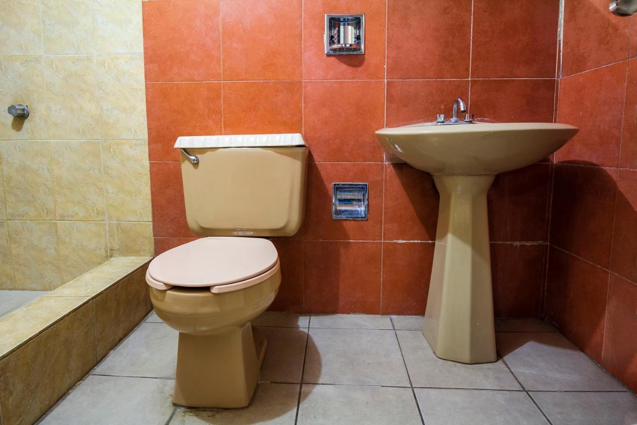 Oyo Hotel San Gilberto Эрмосильо Экстерьер фото