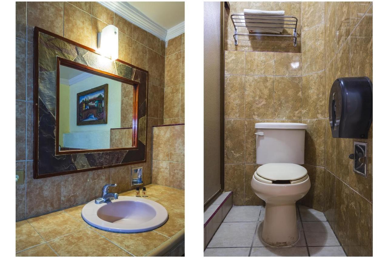 Oyo Hotel San Gilberto Эрмосильо Экстерьер фото